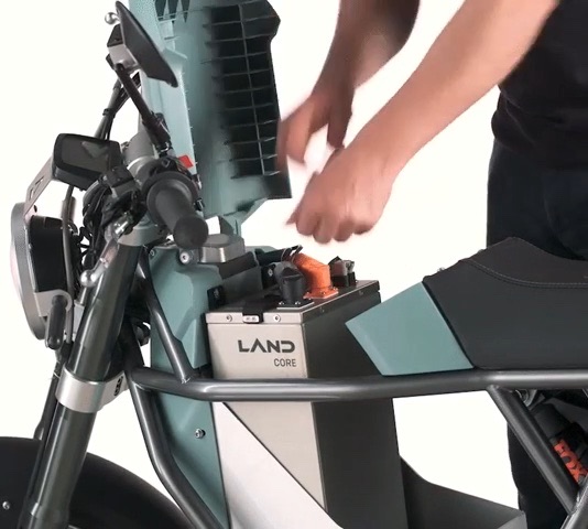 LAND District Electric Motorcycle