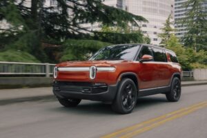 The 2025 Rivian R1S: An Electrifying Evolution