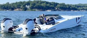 Breaking Barriers: The Electric Boat That Shattered Speed Records at 109 MPH