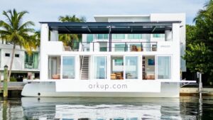 Living on Water: The Arkup 50 Floating House Revolution